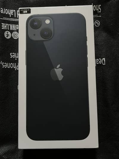 Apple iPhone 13