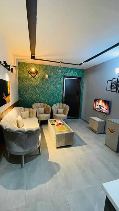 Daily basis and weekly basis one bedroom fully furnished luxury apartments available for rent Gulberg greens Islamabad