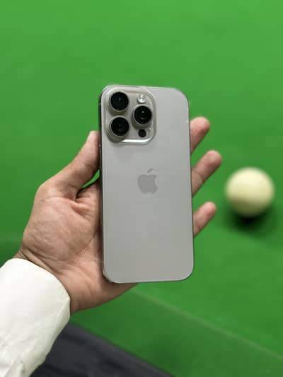Apple iPhone 16 Pro