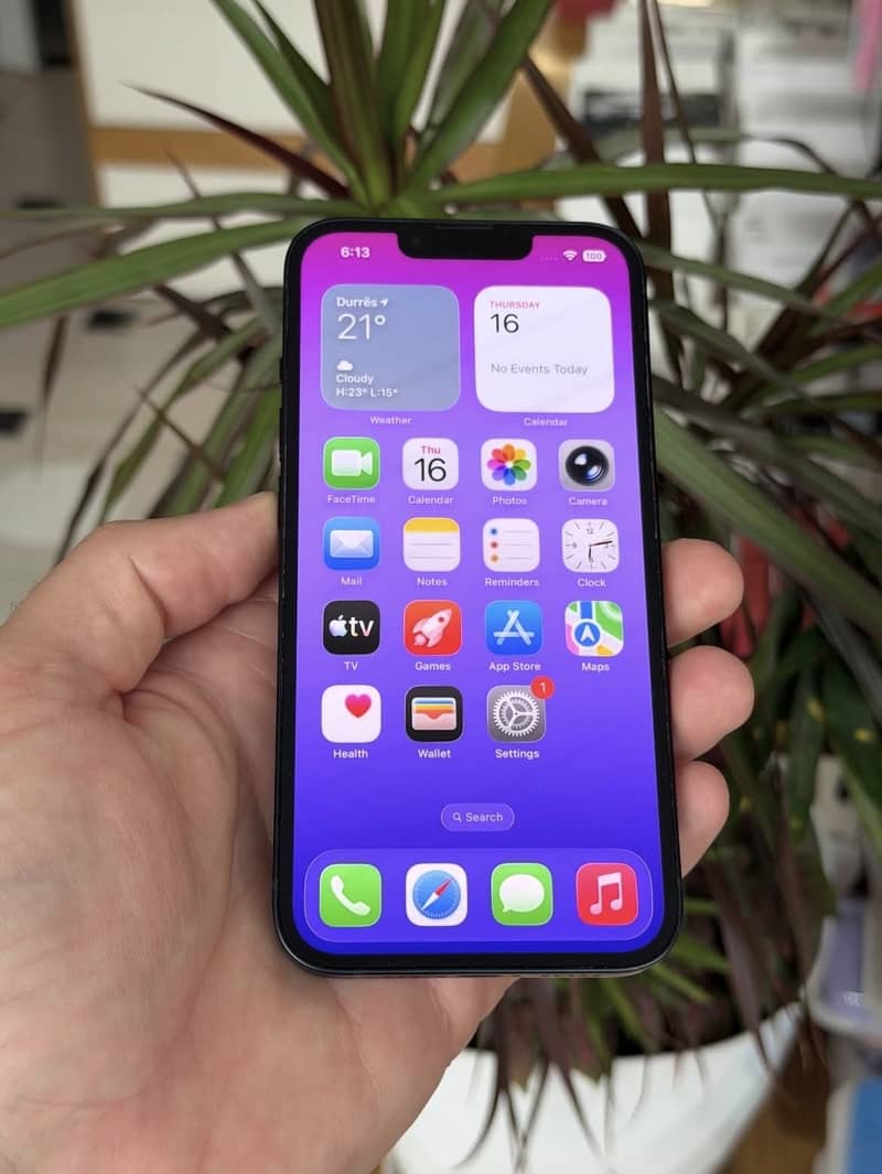 Apple iPhone 13 2