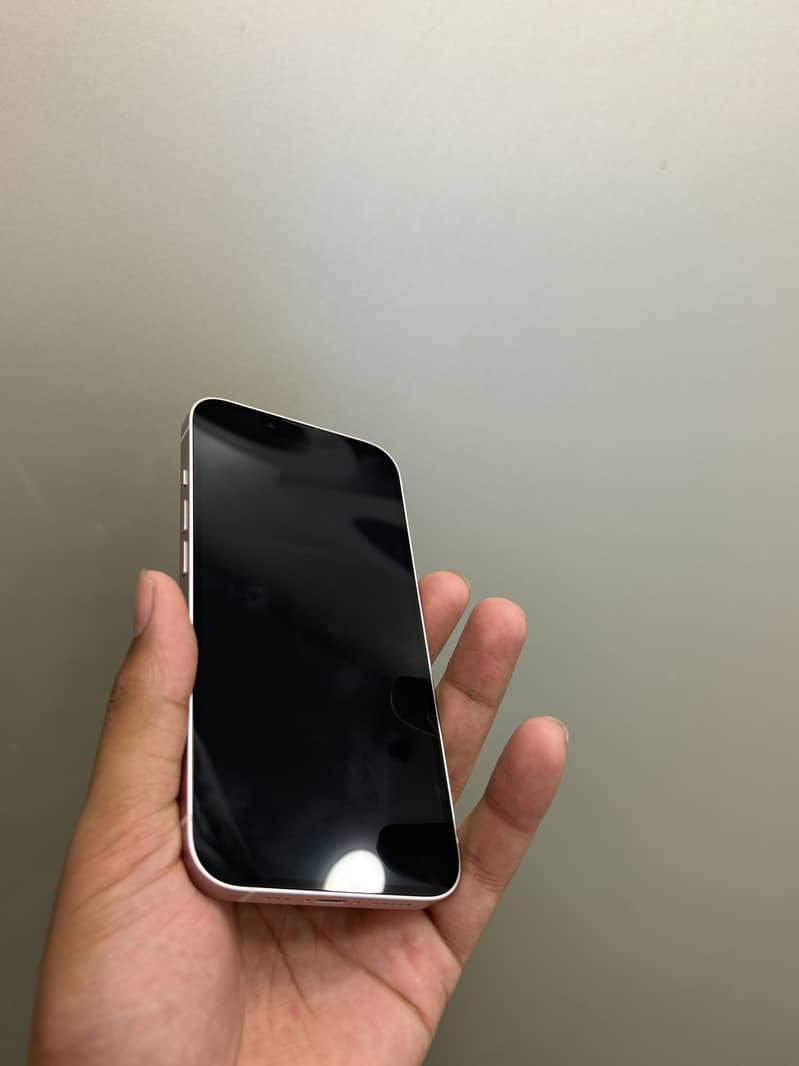 Apple iPhone 13 3