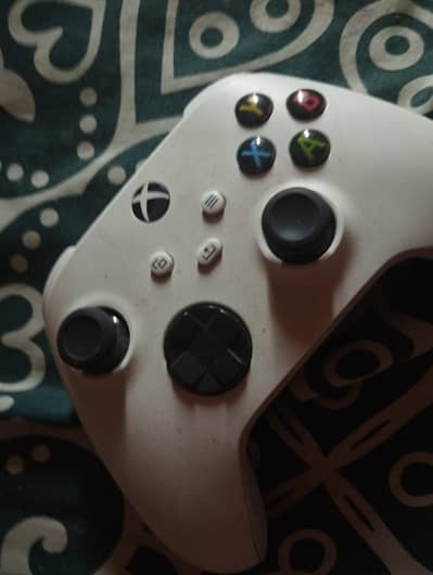 Xbox Series X | Robot white | With slight stick drift (right stick)