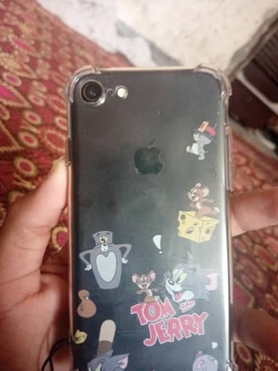 Apple iPhone 7