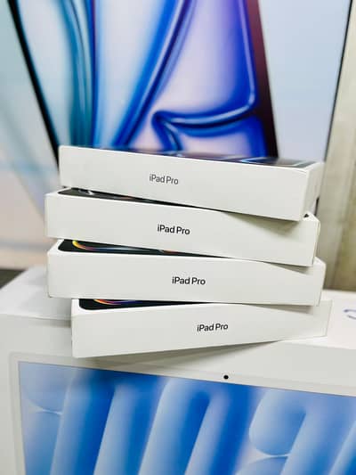APPLE IPAD PRO 13" 256GB M5 CHIP WIFI STANDARD GLASS SPACE BLACK