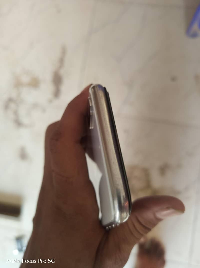 Apple iPhone X 2