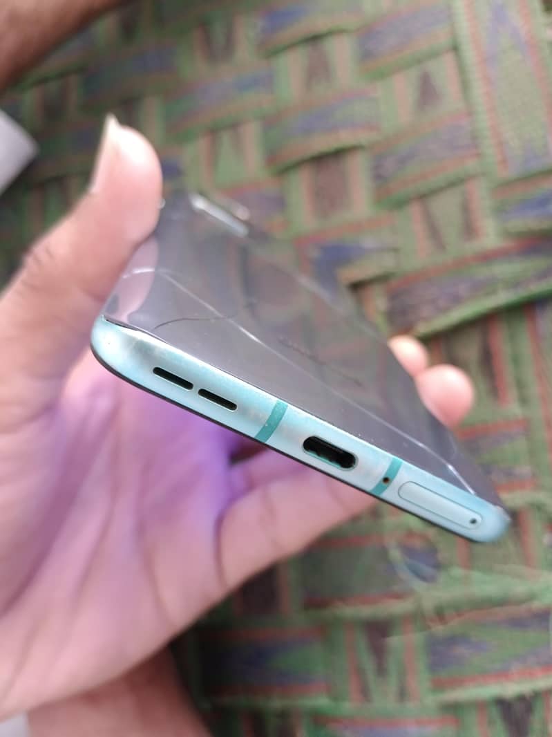 One Plus 8T 2
