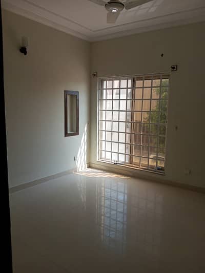 Like A Good Condition 5 Marla Double Storey House In Bahria Town Phase 8 For Rent At Good Location