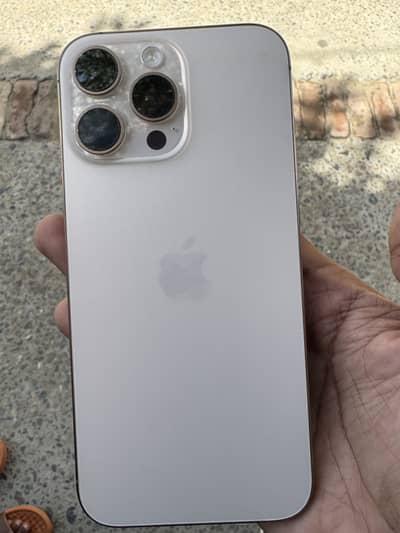 Apple iPhone 16 Pro Max