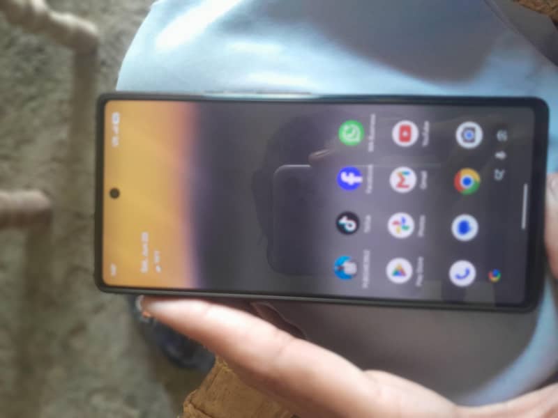 Google Pixel 6a 1