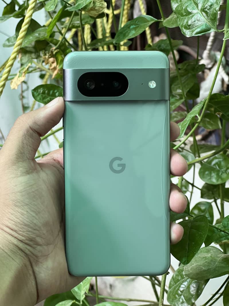 Google Pixel 8 5