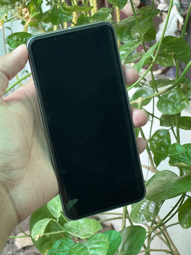 Google Pixel 8 7