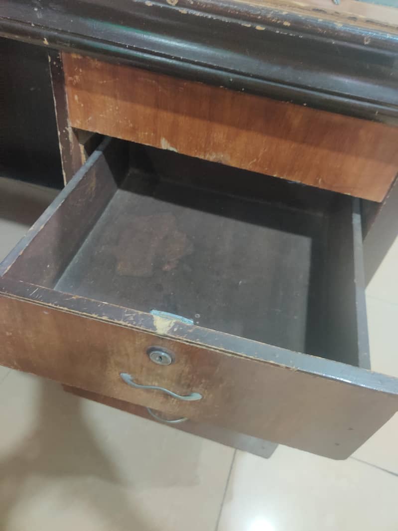 office table 10