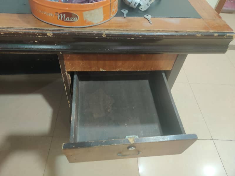 office table 11