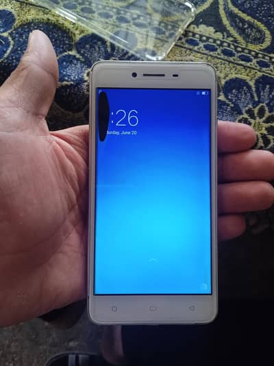 OPPO A37