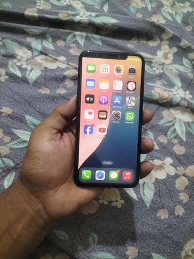iPhone XS Max Pta Approved 64gb