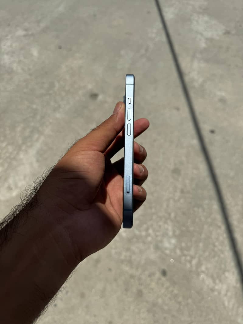 Apple iPhone 14 0