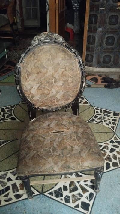 wooden Dinning table + 6 chairs