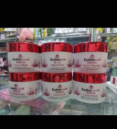 am selling brand makeup just one day sale