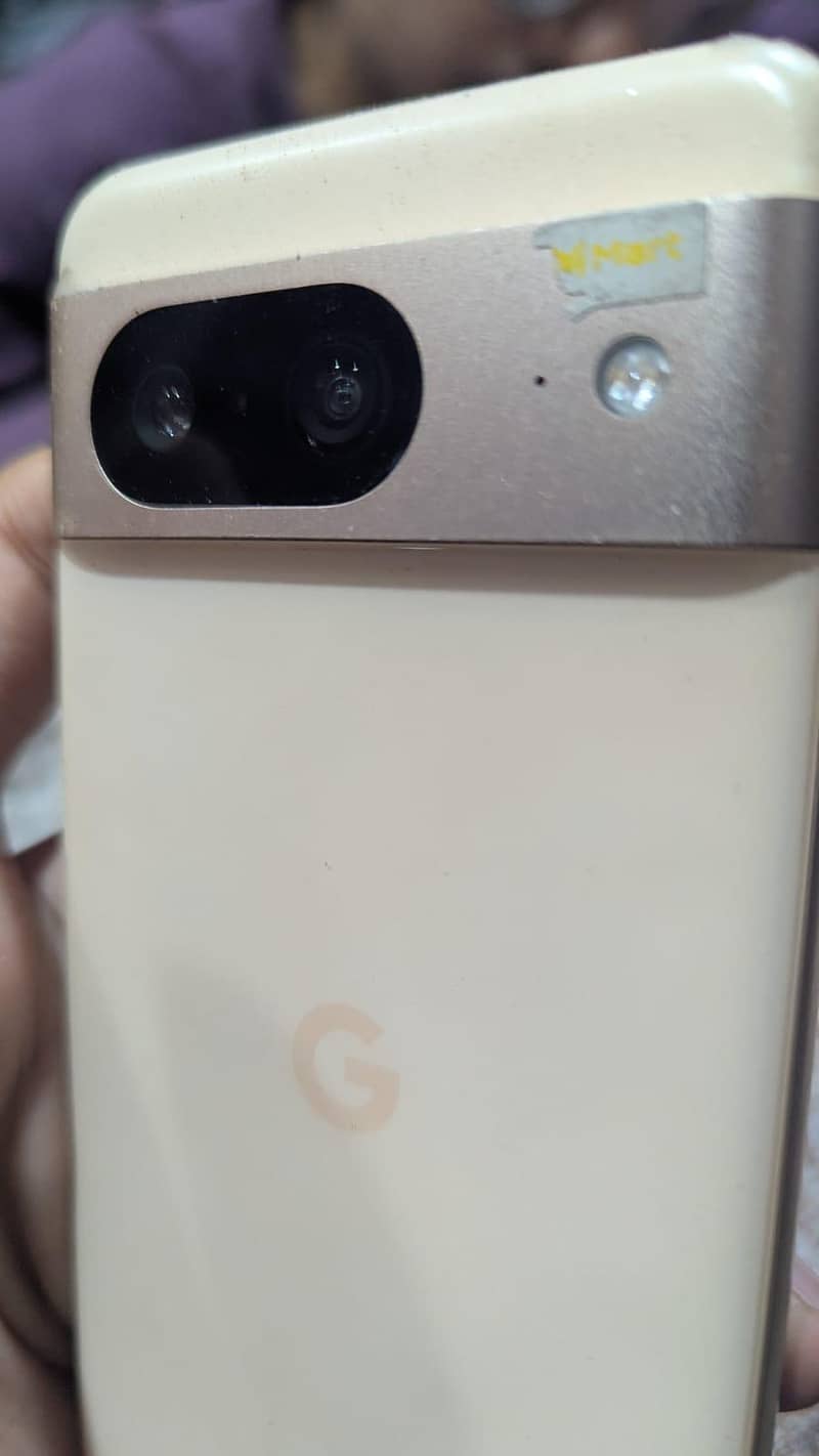 Google Pixel 8 4