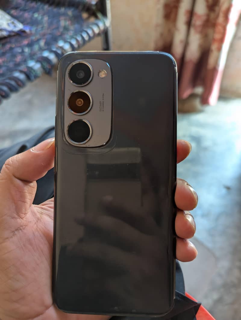 Tecno Spark Plus 0