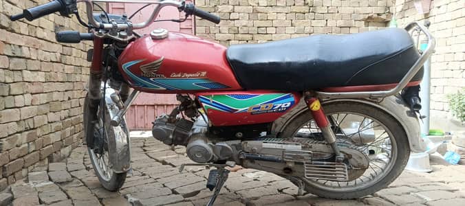 Unique UD 70 2013 Model for Sale – Good Condition