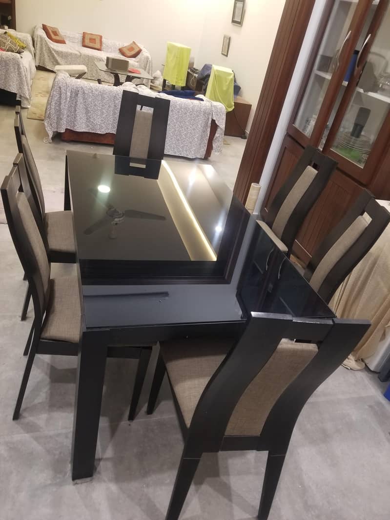6 seater dinner table 1