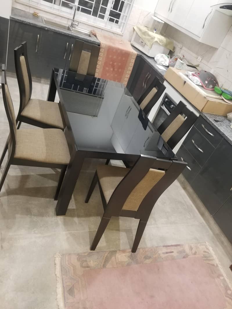 6 seater dinner table 2