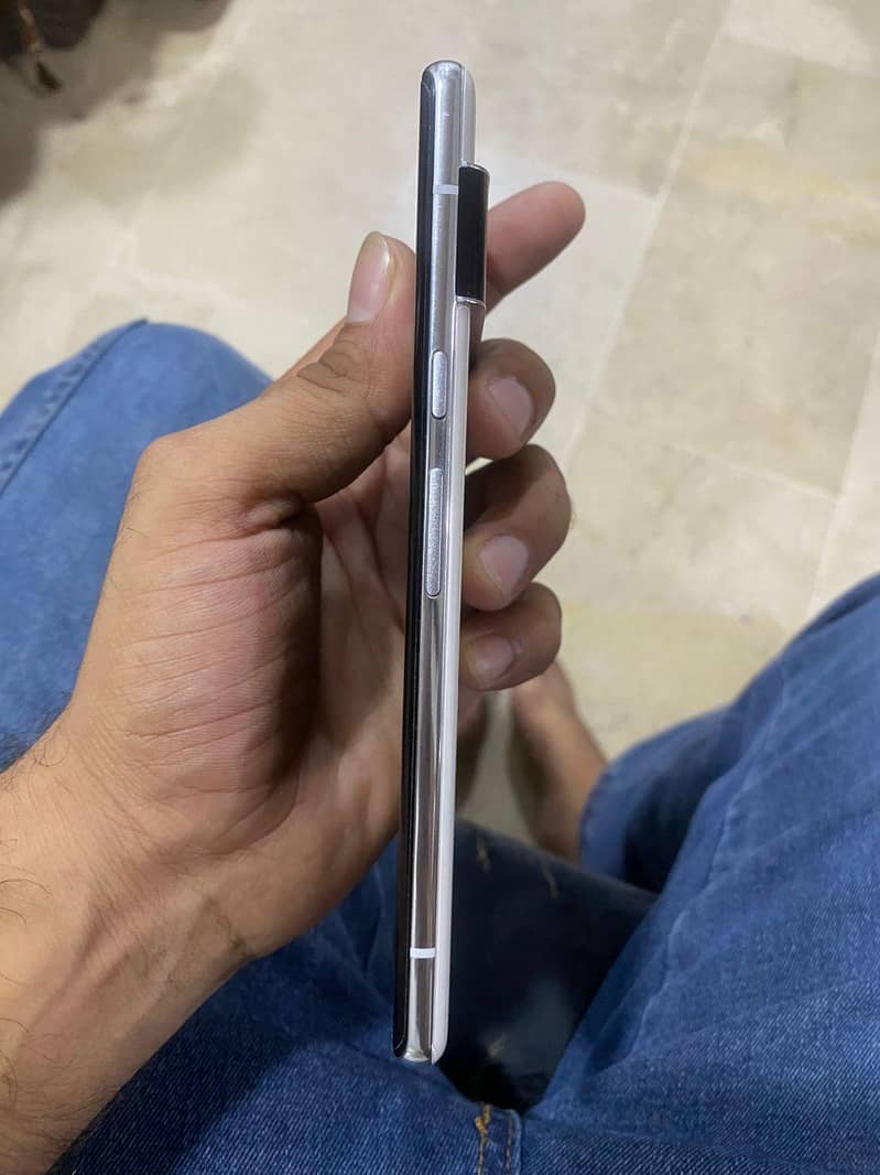 Google Pixel 6 Pro 2