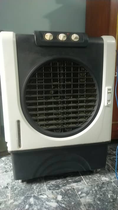 room cooler fore sale look like new
