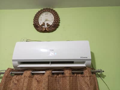 Haier DC inverter Ac 1 ton heat and cool,  03235100342
