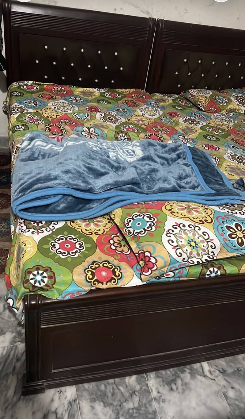 Excellent condition Single Bed 0