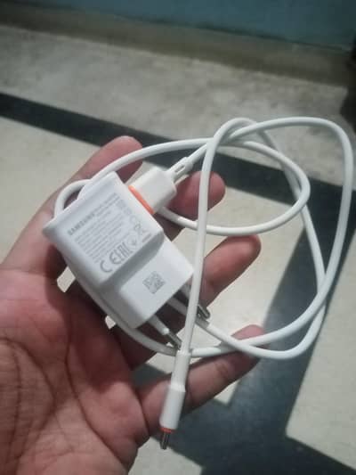 Samsung original adaptor with cable