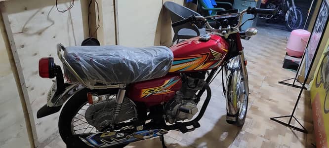 Honda CG 125 2026 Model | 800 KM Driven | Like Brand New