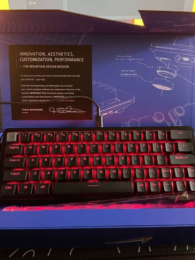 Mountain everest keyboard brand new (with numpad)