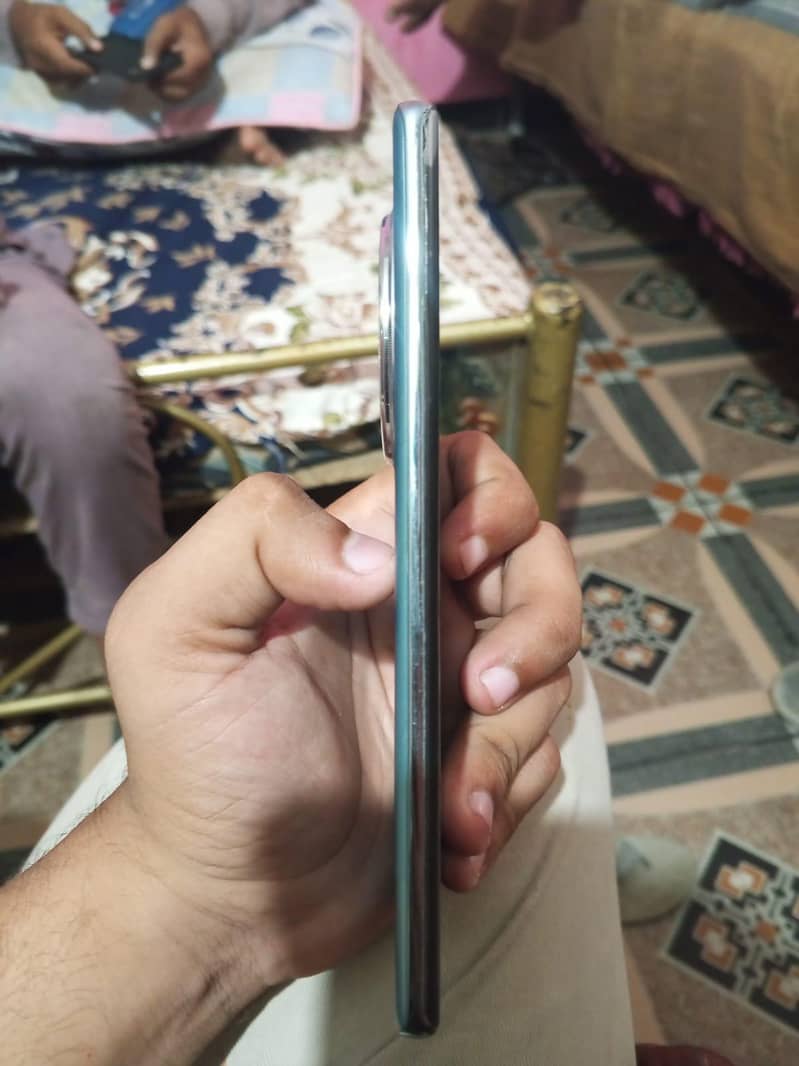Infinix Zero 40 4
