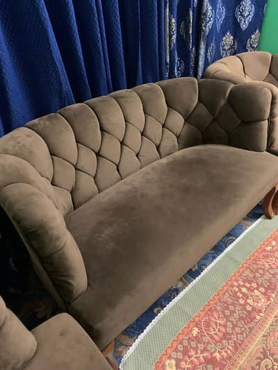 4 Seater Sofa Set – good Condition | Well Maintained