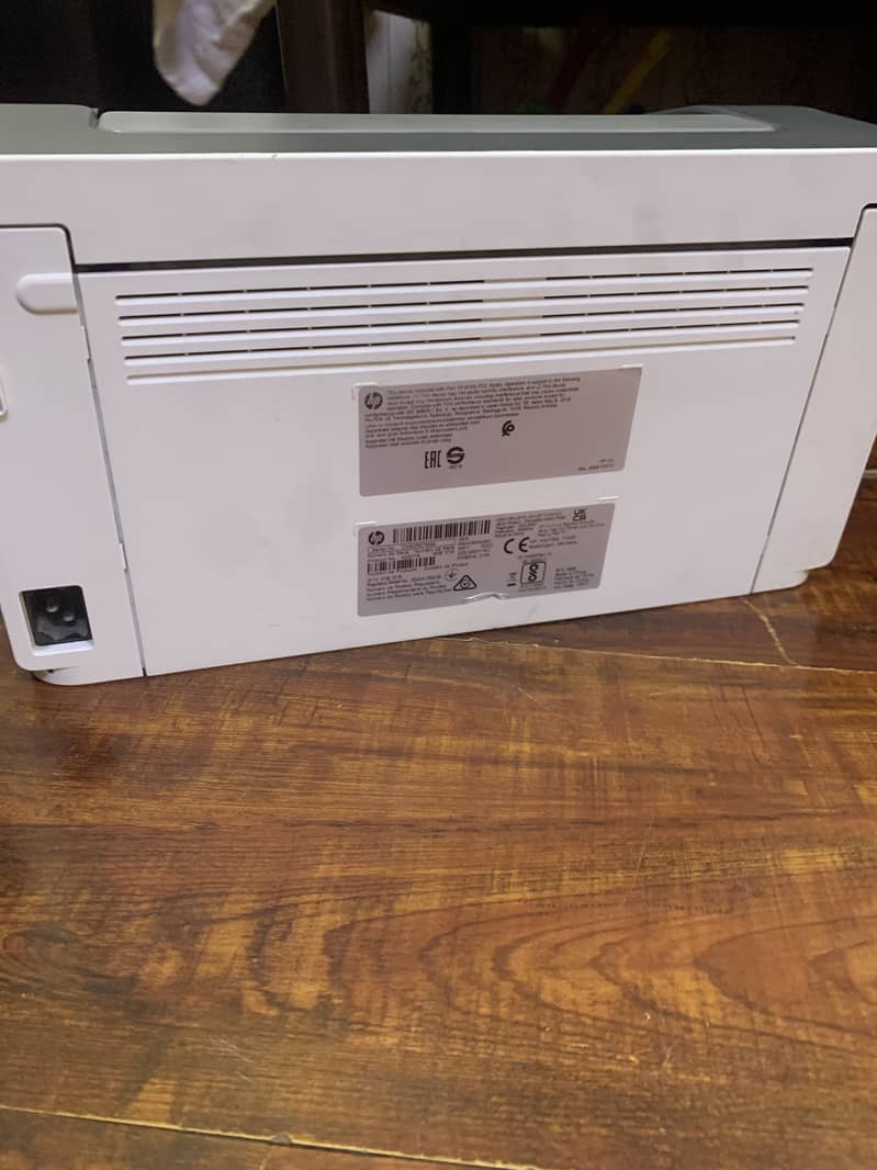 Hp printer laser jet 107a. Computer printer machine 5