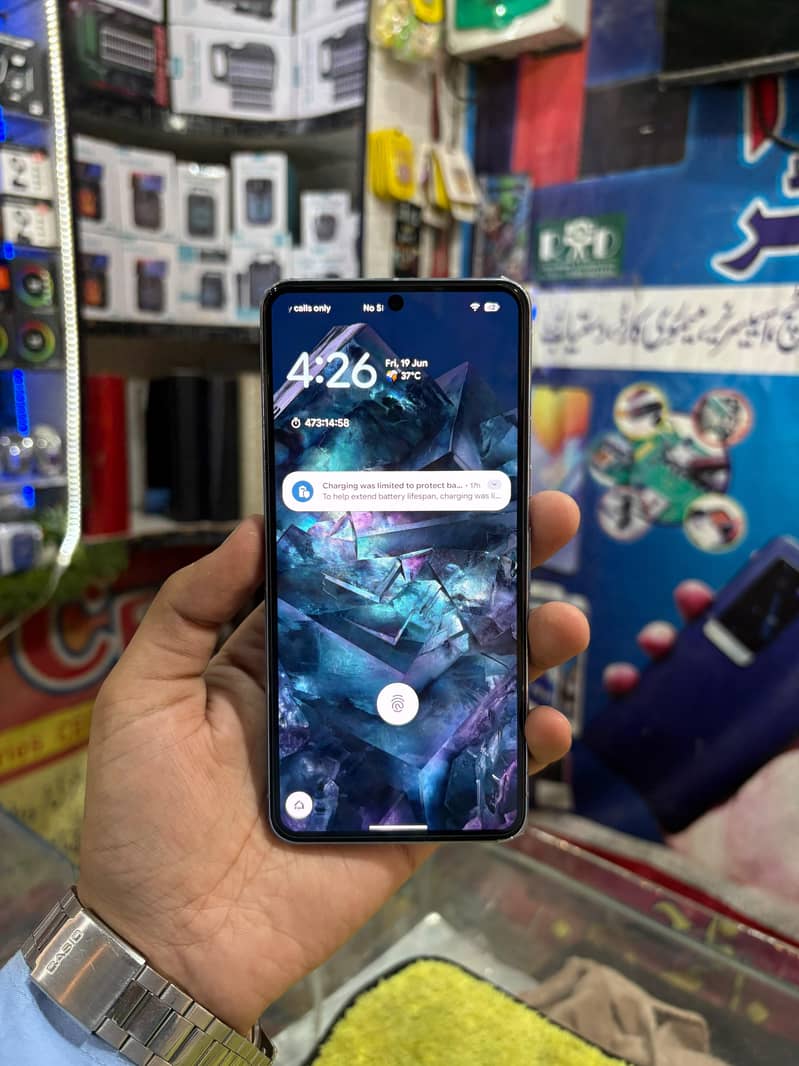 Google Pixel 8 Pro 1