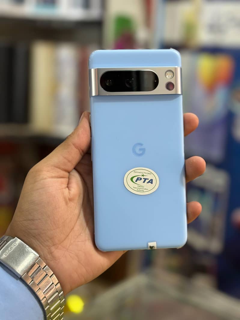 Google Pixel 8 Pro 2
