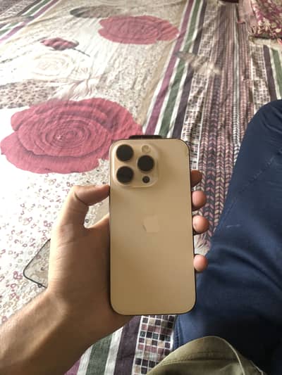 Apple iPhone 16 Pro