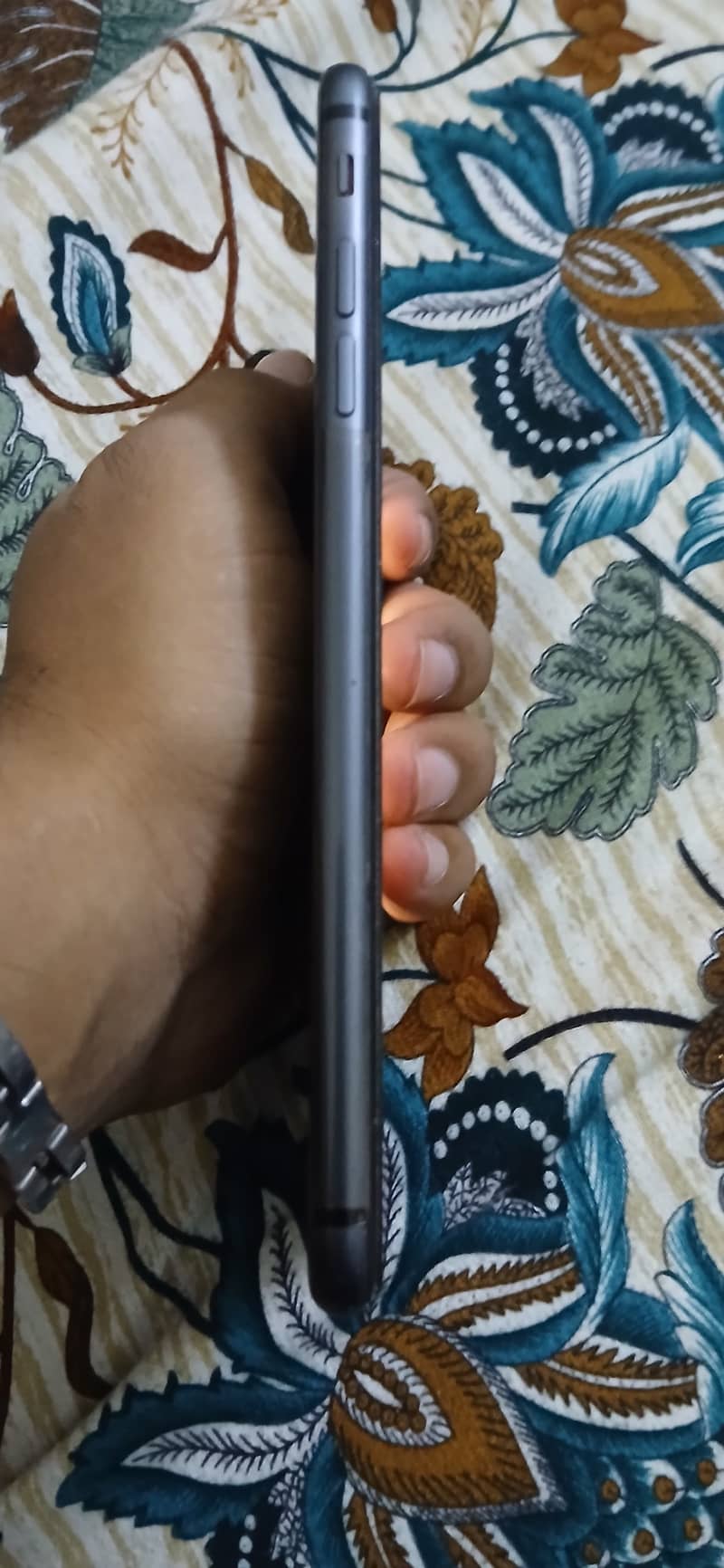 Apple iPhone 8 Plus 2