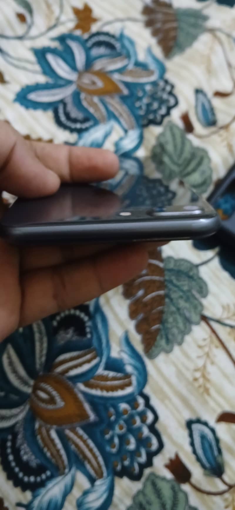 Apple iPhone 8 Plus 5