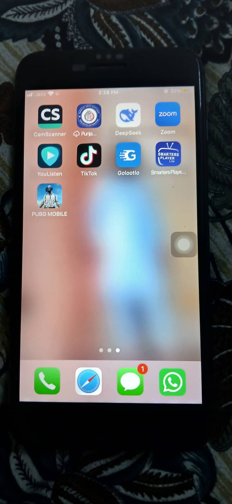 Apple iPhone 8 Plus 6
