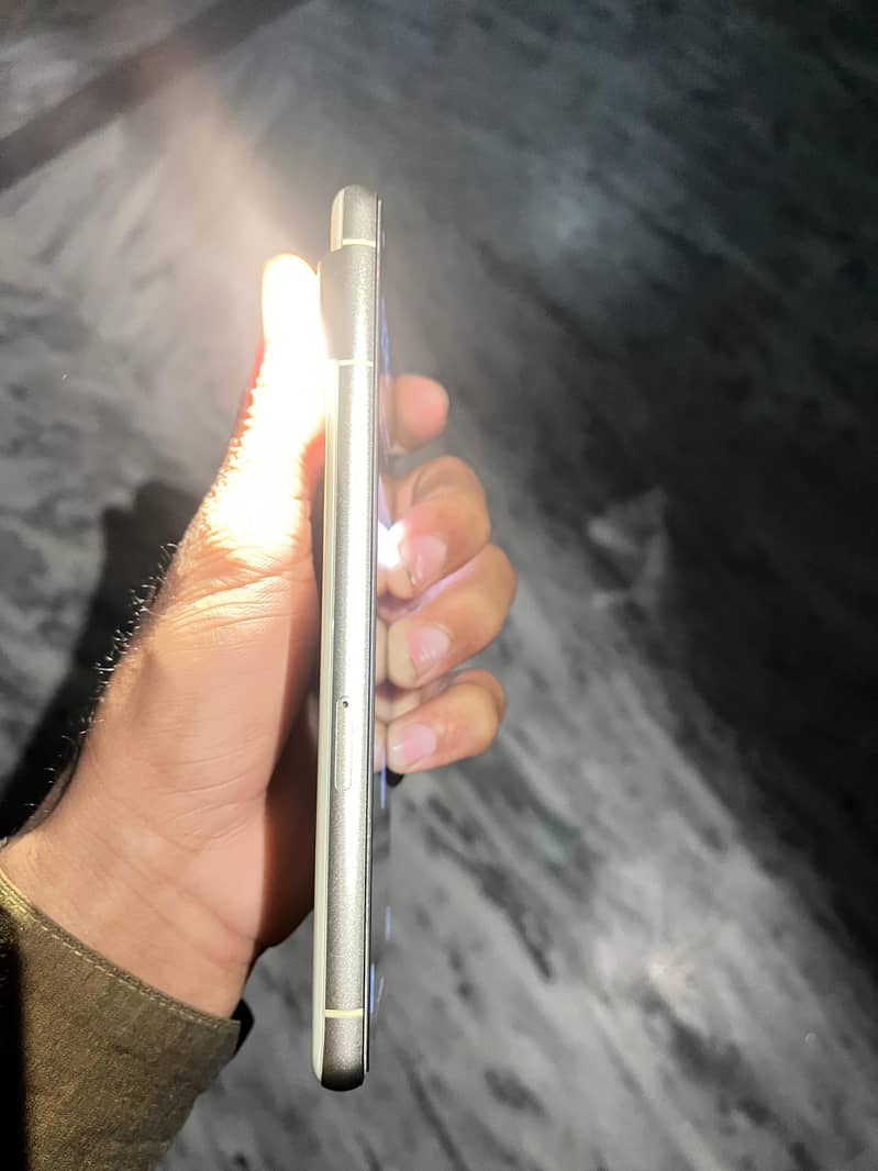 Google Pixel 7 3