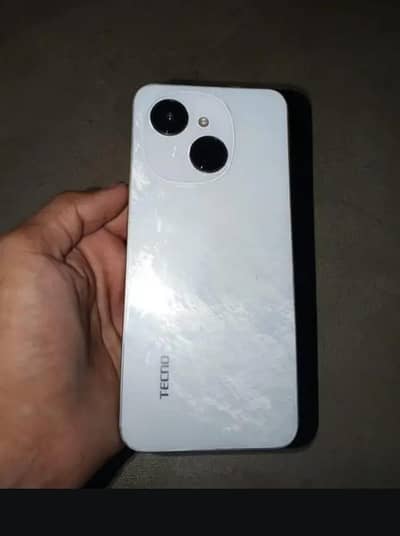 Tecno Spark Go 1 4/64