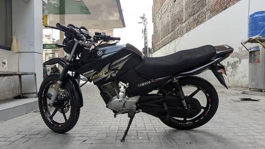 YAMAHA YBR 125 G 2017