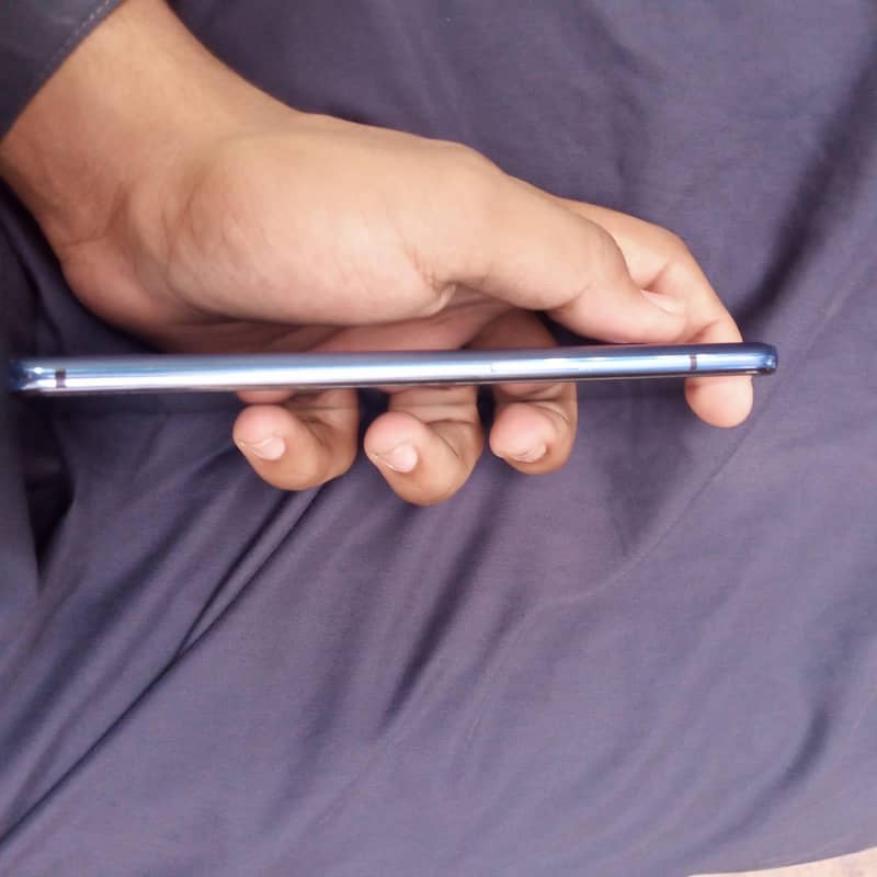 One Plus 7T 4