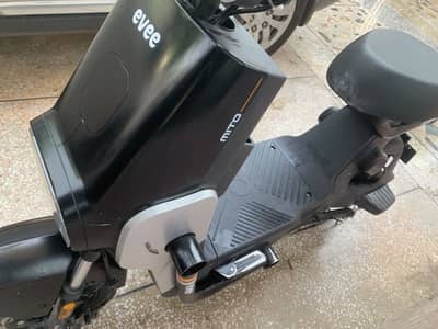 Evee mito scooty in i8 for sale