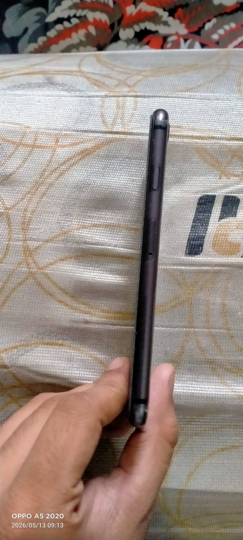 Apple iPhone 8 1