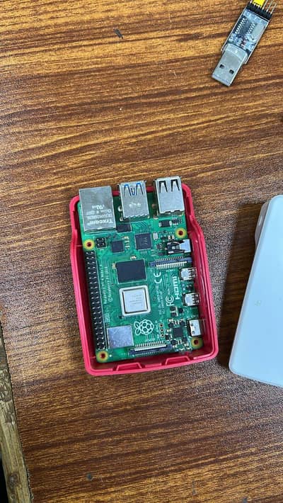 Raspberry pi 4B 8GB Uk model with casing and  warranty
